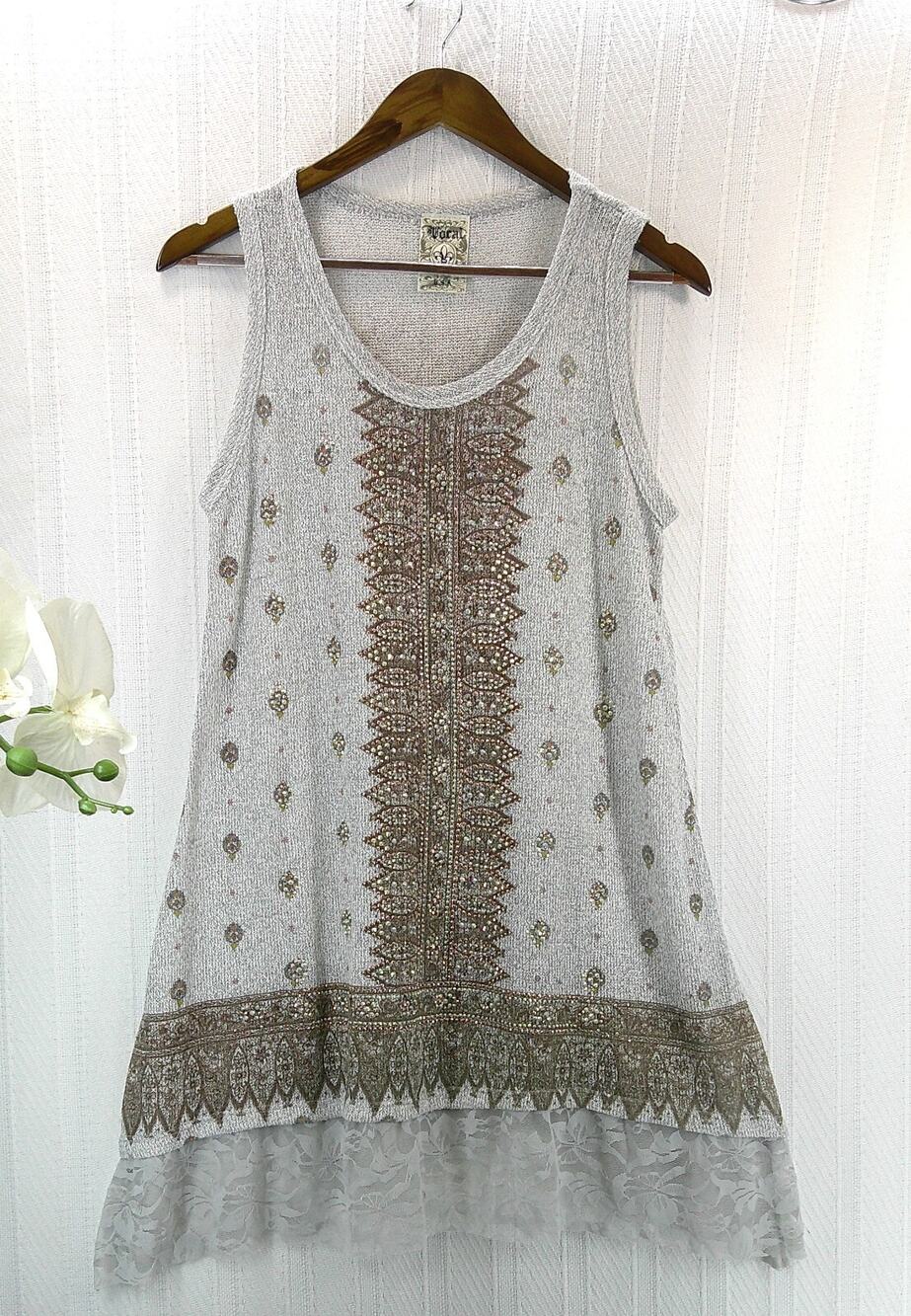 Vocal Rhinestone Lace Trim Sleeveless Tank Top - Medium